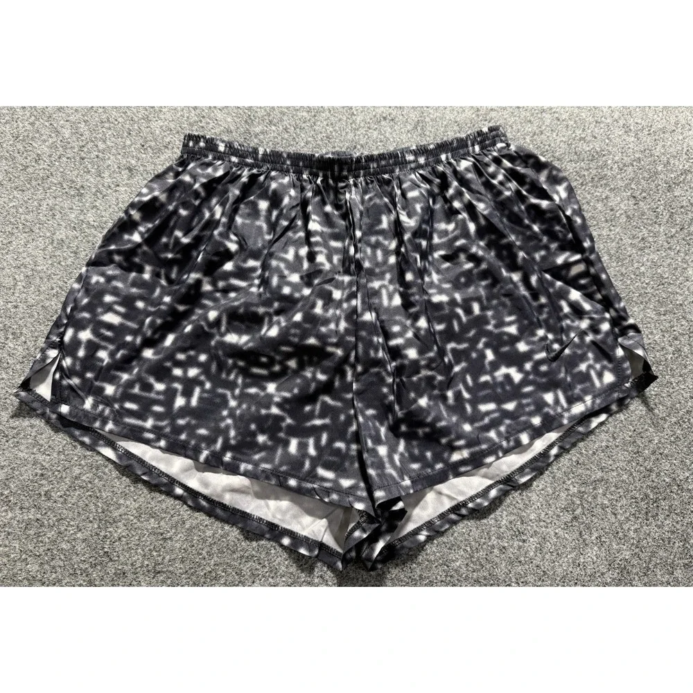 Vintage 90s Nike Shorts Women's Lined Running Jogging Gym Abstract Black White L